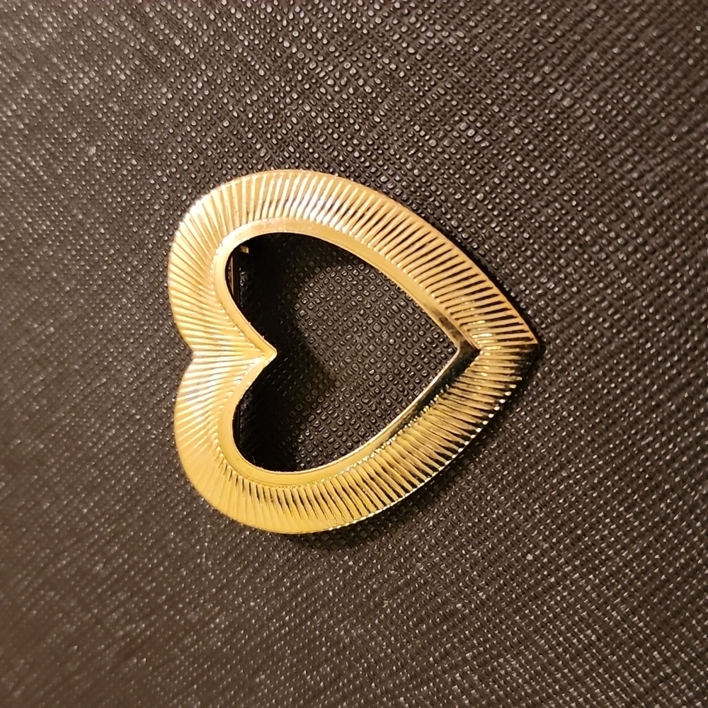 Vintage Radiant Heart Pin